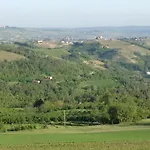 San Lorenzo Farm stay