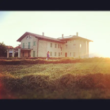 Çiftlik konaklama San Lorenzo Roddino